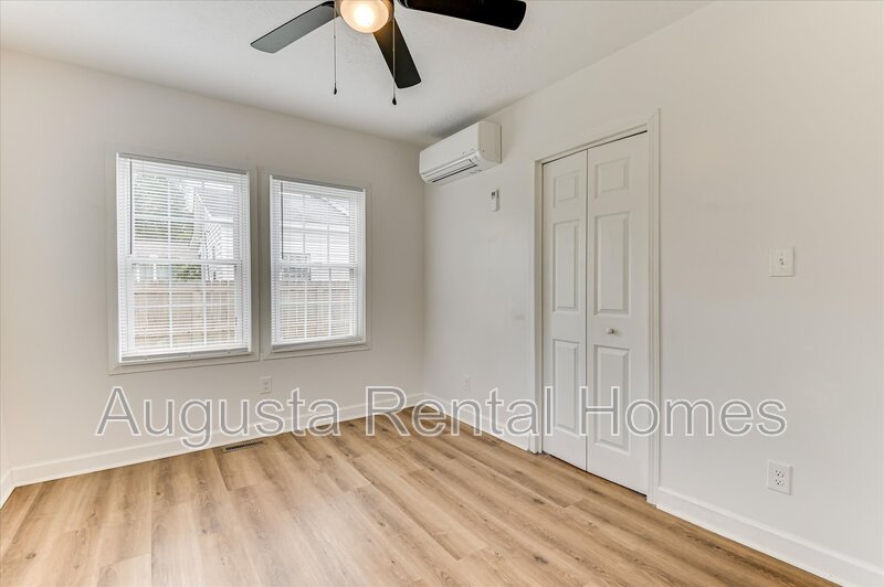 1936 Warren Street - B property image