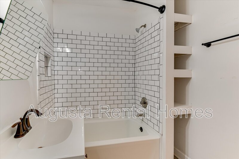 1936 Warren Street - B property image