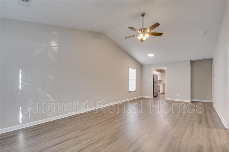 1531 Abby Way - 1 property image