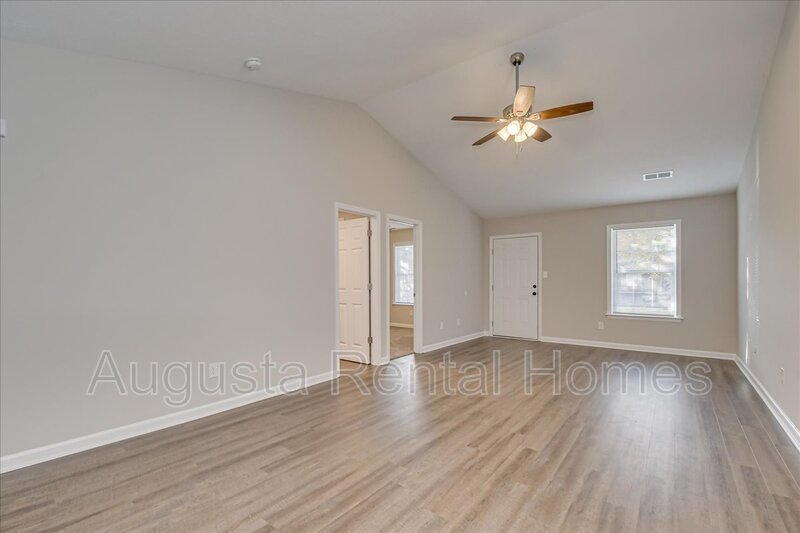 1531 Abby Way - 1 property image