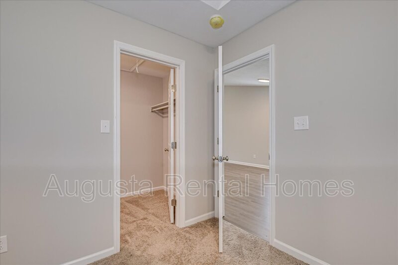 1531 Abby Way - 1 property image