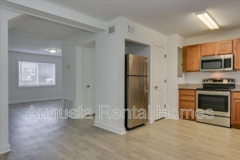 2905 Arrowhead Drive - E7 property image