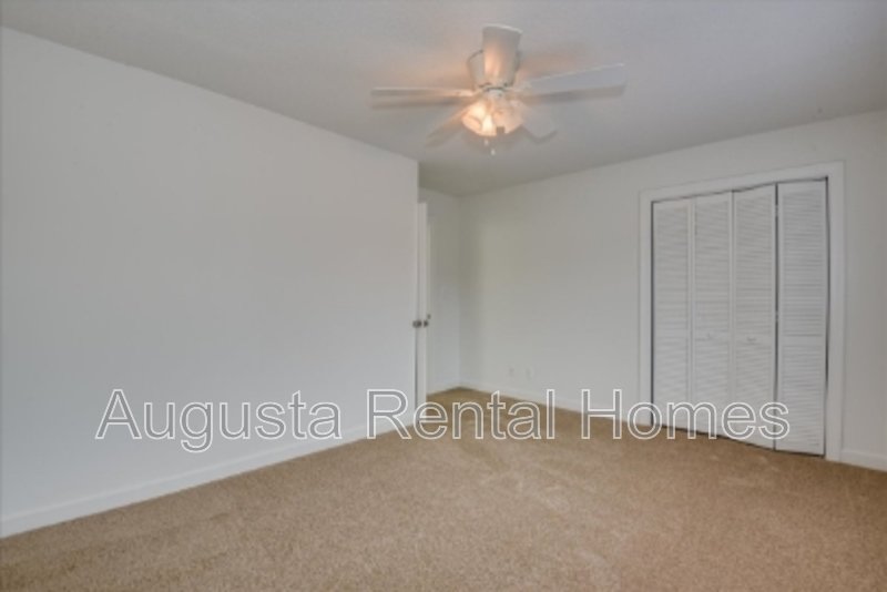 2905 Arrowhead Drive - E7 property image