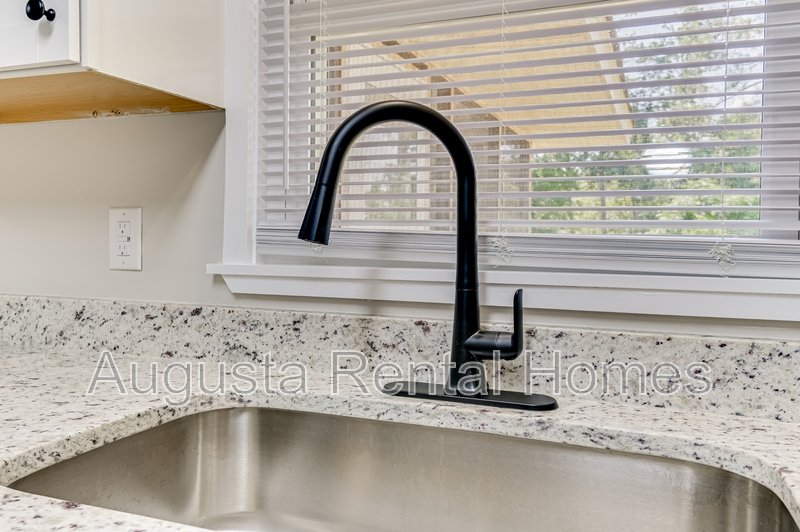 3419 Rushing Road property image
