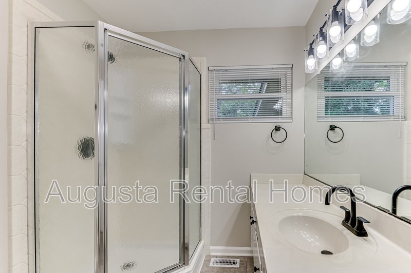 3419 Rushing Road property image