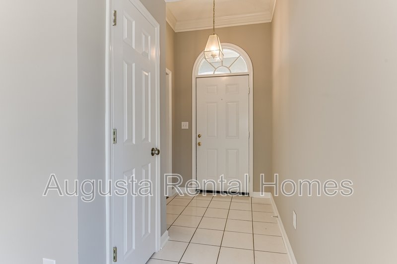 208 Stonington Drive property image