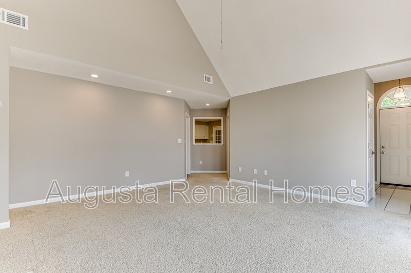 208 Stonington Drive property image