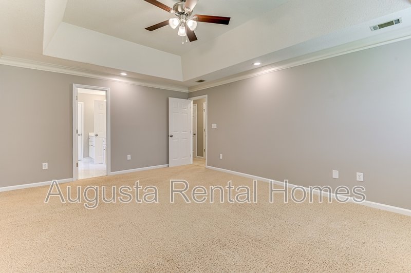208 Stonington Drive property image