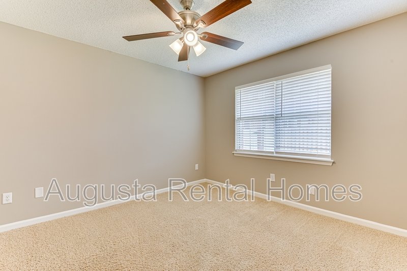 208 Stonington Drive property image