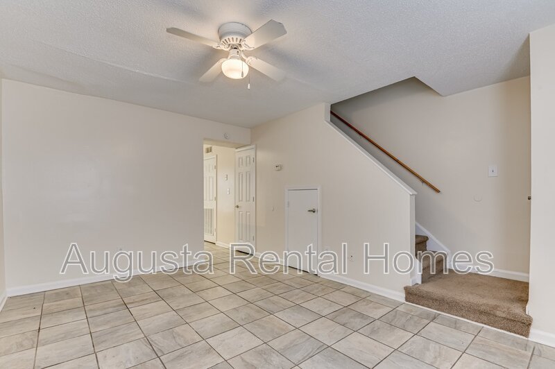 104 Canary Street property image