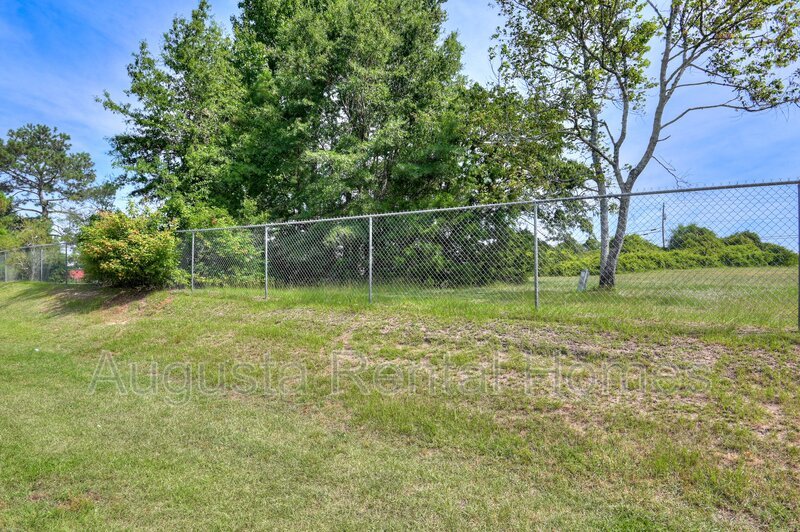 104 Canary Street property image