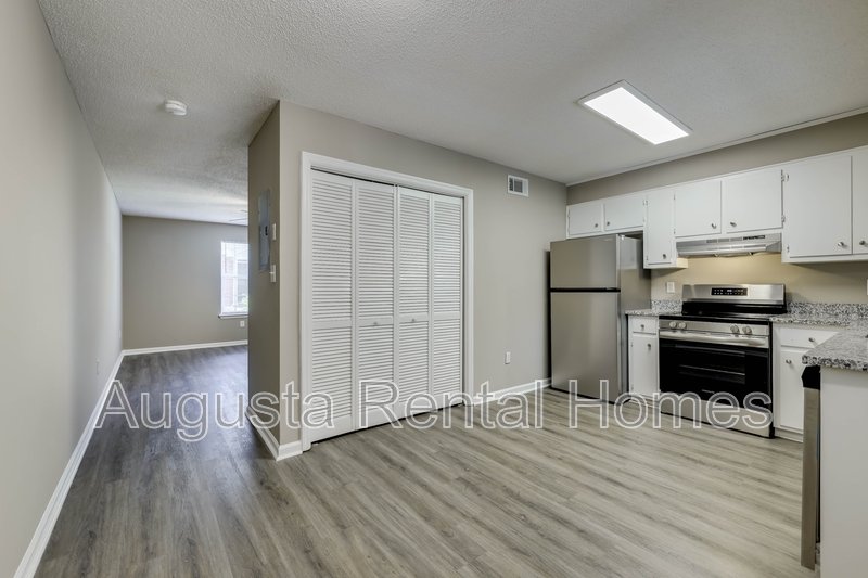 146 Chalet North Blvd - 146 property image