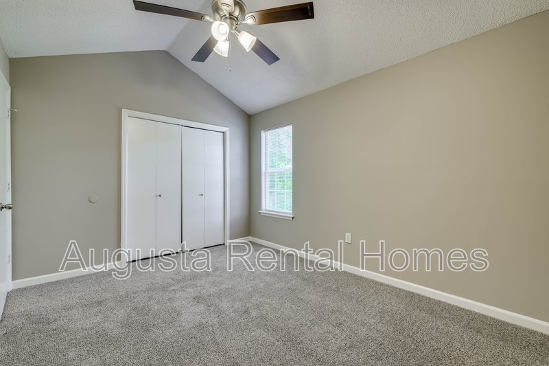 146 Chalet North Blvd - 146 property image