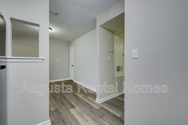 37 Conifer Court property image