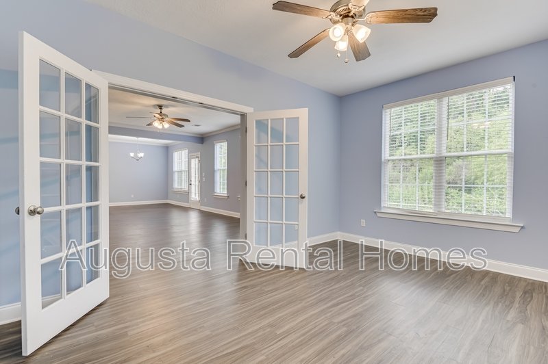 171 Caroleton Drive property image