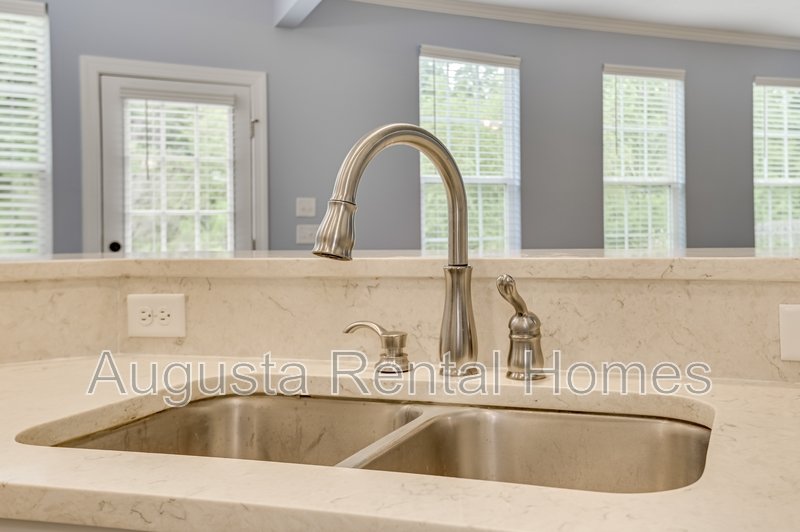 171 Caroleton Drive property image