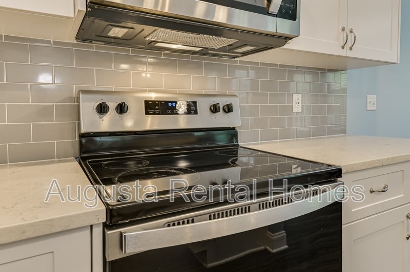 171 Caroleton Drive property image