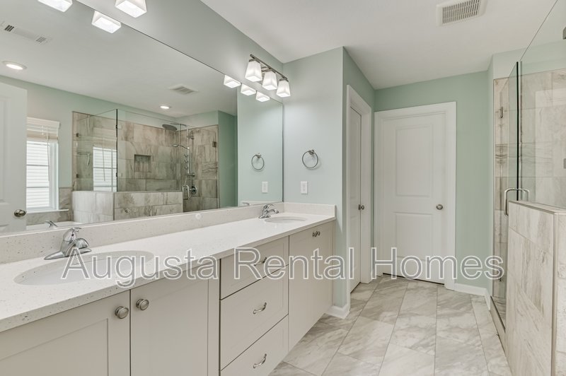 171 Caroleton Drive property image