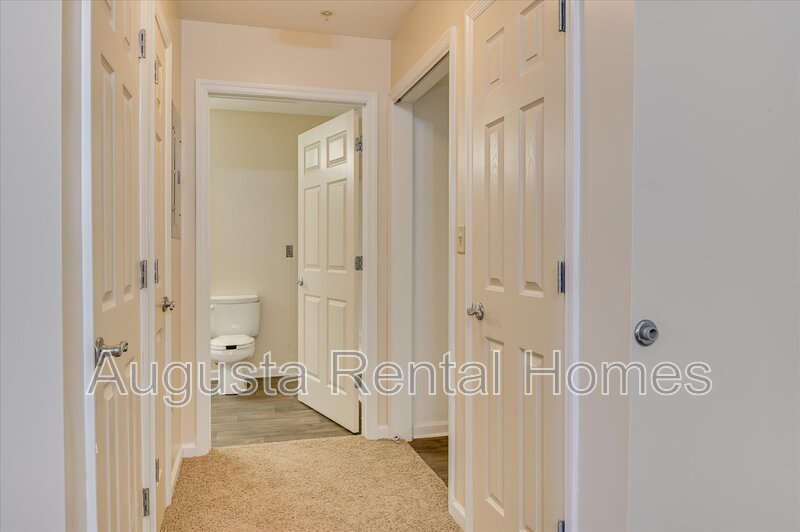 1425 Lee Beard Way Unit 109 property image