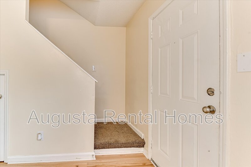 707 Cardinal Street property image