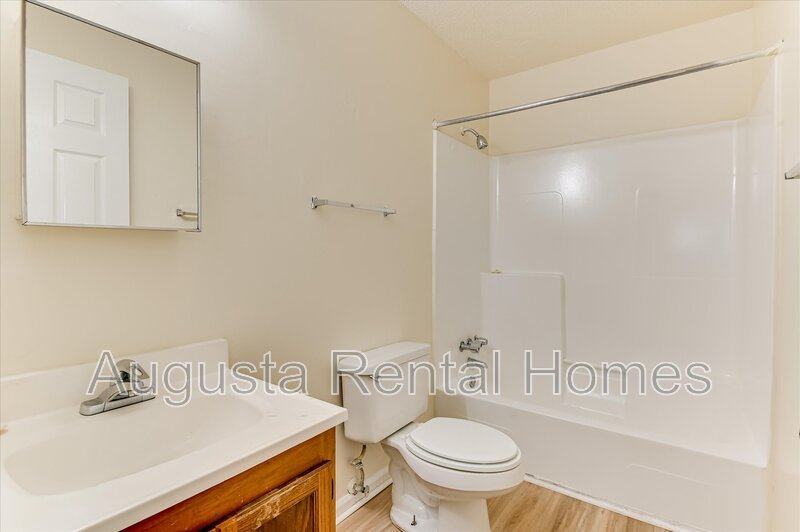 707 Cardinal Street property image