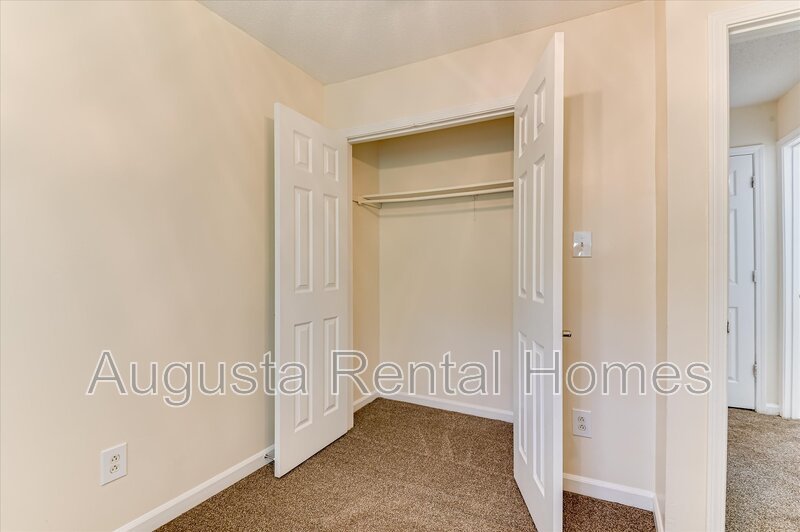 707 Cardinal Street property image