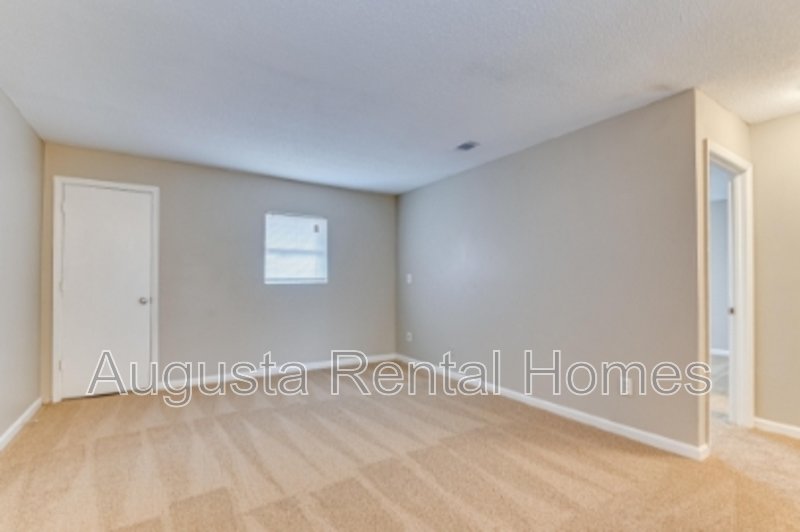 3001C Strickland Court property image