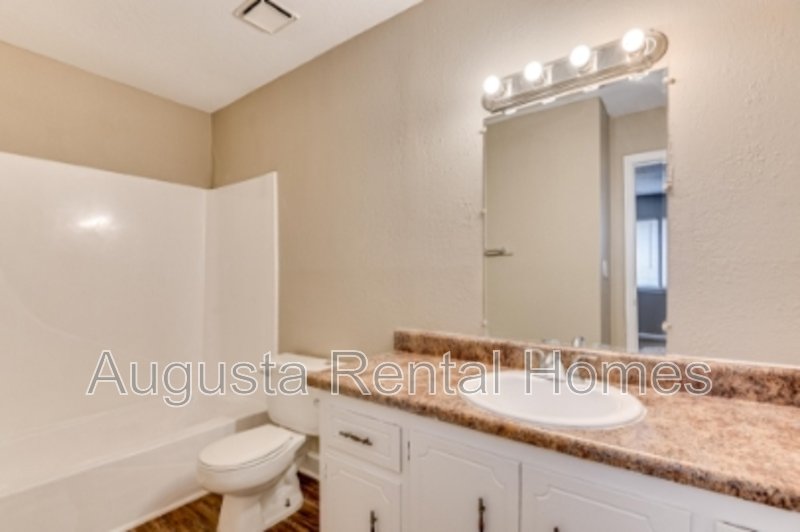3001C Strickland Court property image