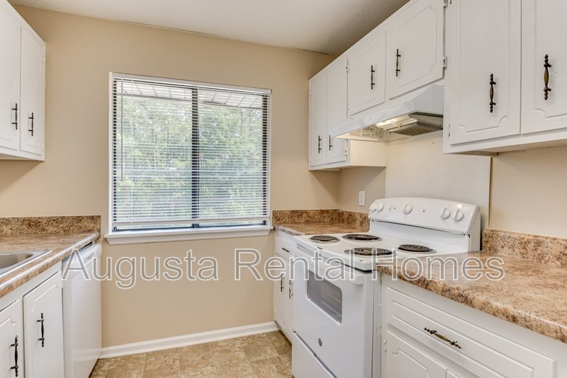 3510 Woodlake Road - D property image