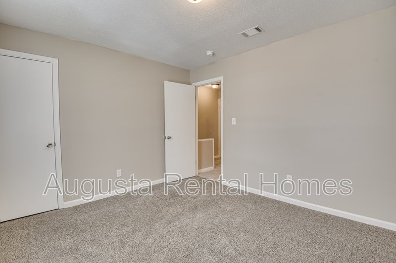 160 Chalet North Court property image