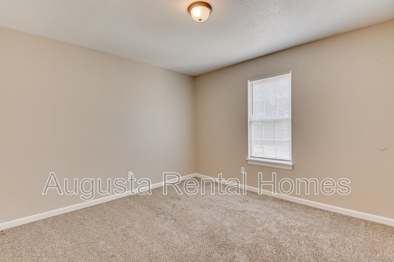 160 Chalet North Court property image