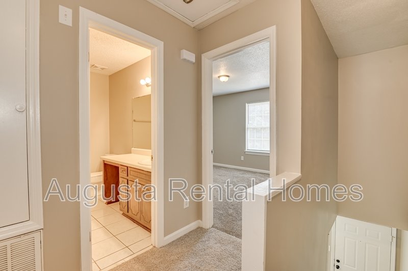 160 Chalet North Court property image
