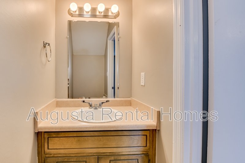160 Chalet North Court property image
