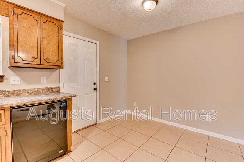 160 Chalet North Court property image