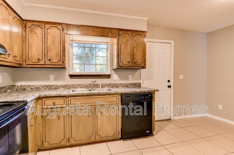 160 Chalet North Court property image