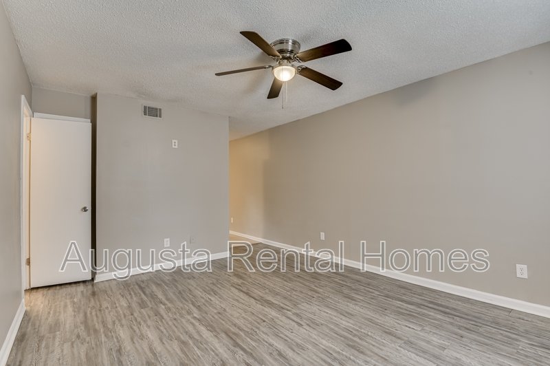 160 Chalet North Court property image