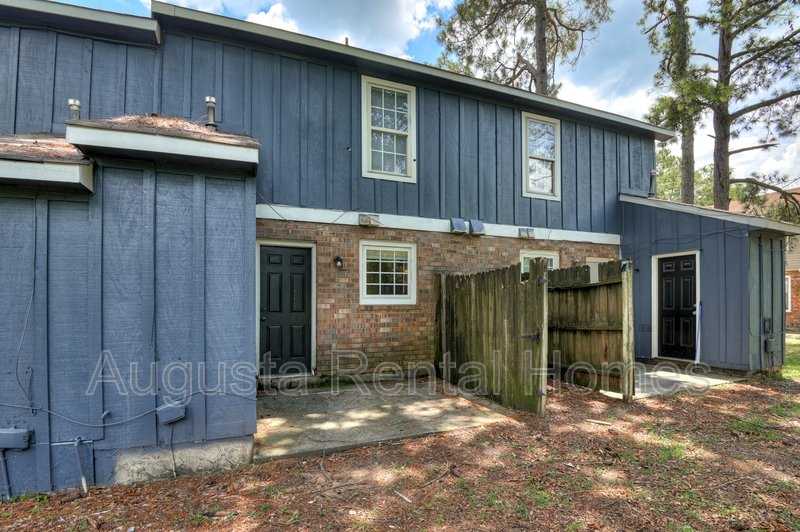 160 Chalet North Court property image