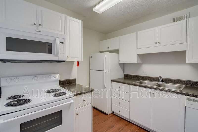 2905 Arrowhead Drive - F2 property image