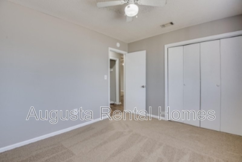 2449C Jennings Road property image