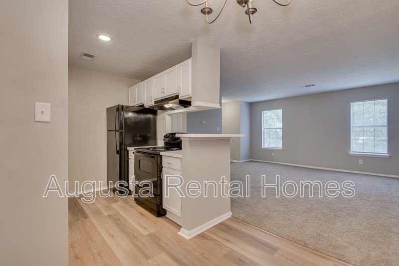 2515 Center West Parkway - 2I property image