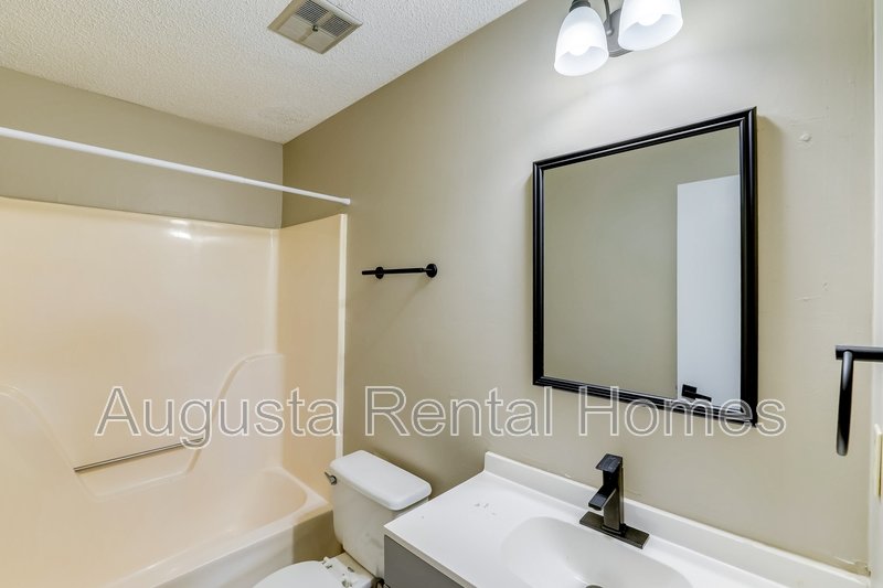3037 Old Powderhouse Road - D4 property image