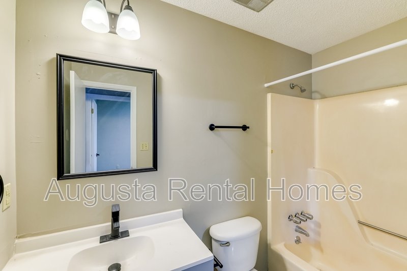 3037 Old Powderhouse Road - D4 property image