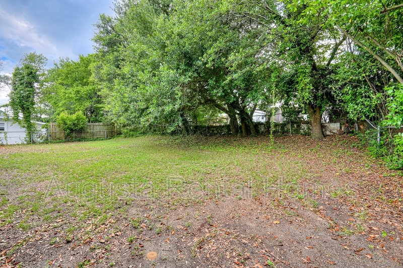 1406 Ridgewood Drive property image