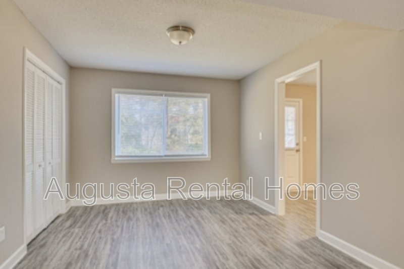 2905 Arrowhead Drive - C2 property image