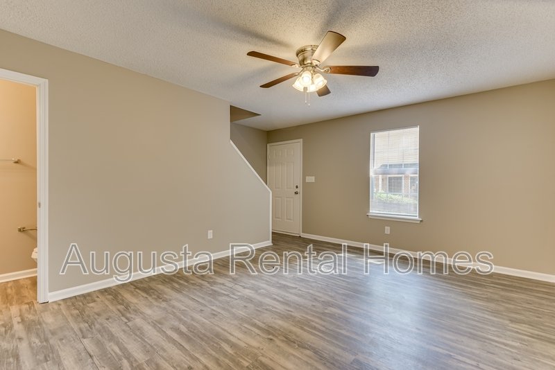 138 Chalet North Boulevard - 138 property image