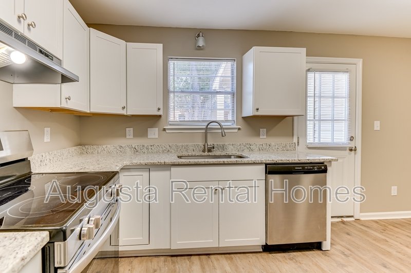 140 Chalet North Boulevard - 140 property image