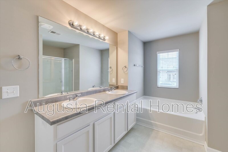 5054 Vine Lane property image