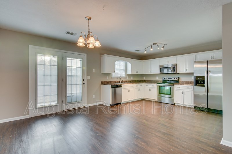 733 Keyes Drive property image