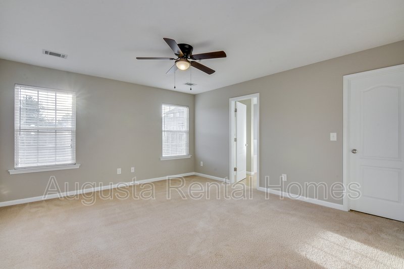 733 Keyes Drive property image