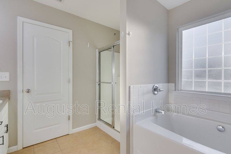 733 Keyes Drive property image